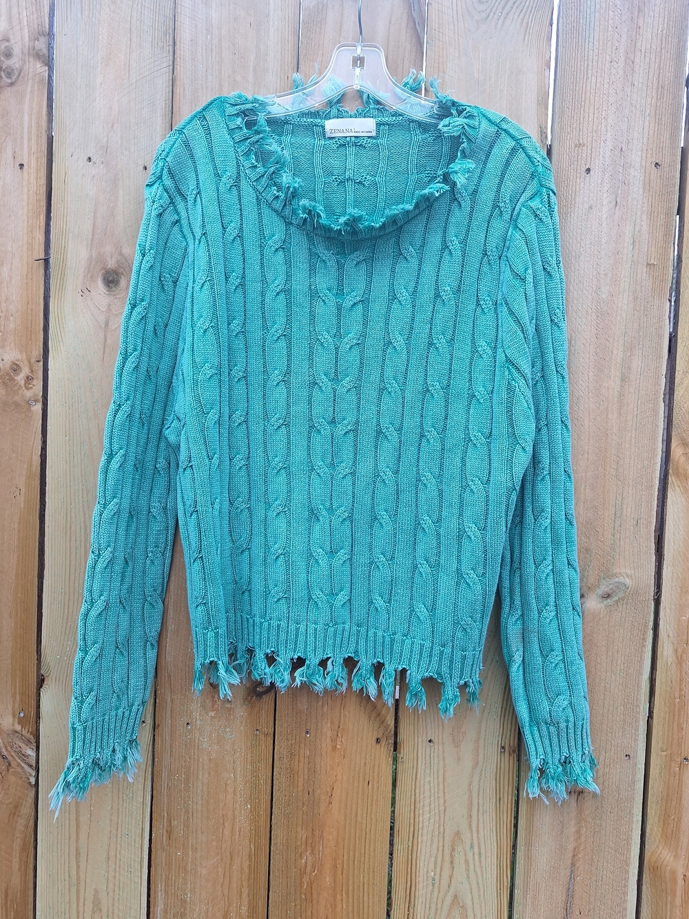 Zenana Outfitters Cable Knit Distressed Crewneck Sweater Size Large
